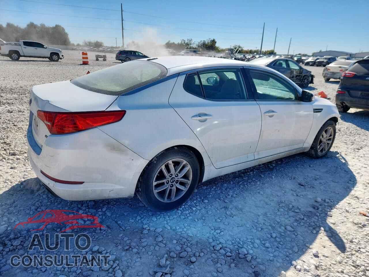 KIA OPTIMA 2011 - KNAGM4A76B5177905