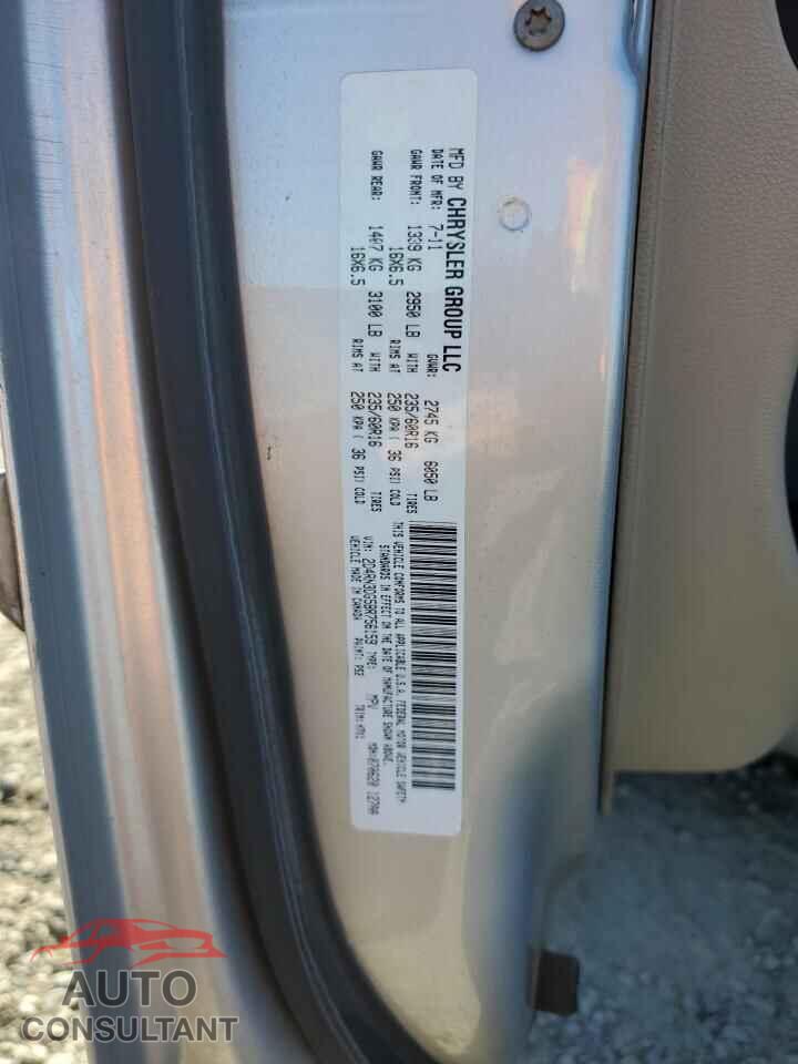 DODGE CARAVAN 2011 - 2D4RN3DG5BR756159