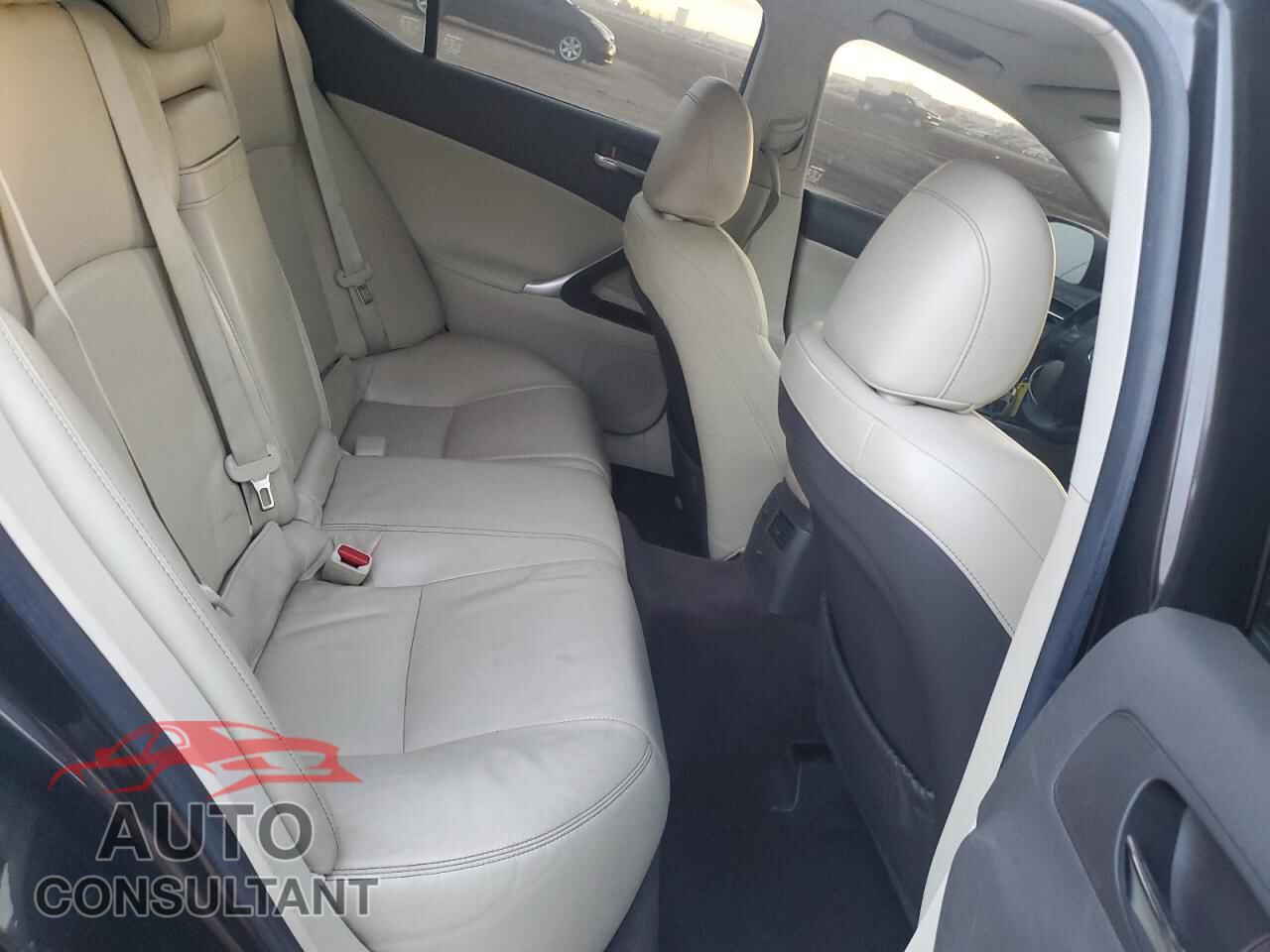LEXUS IS 2010 - JTHCF5C20A5037798