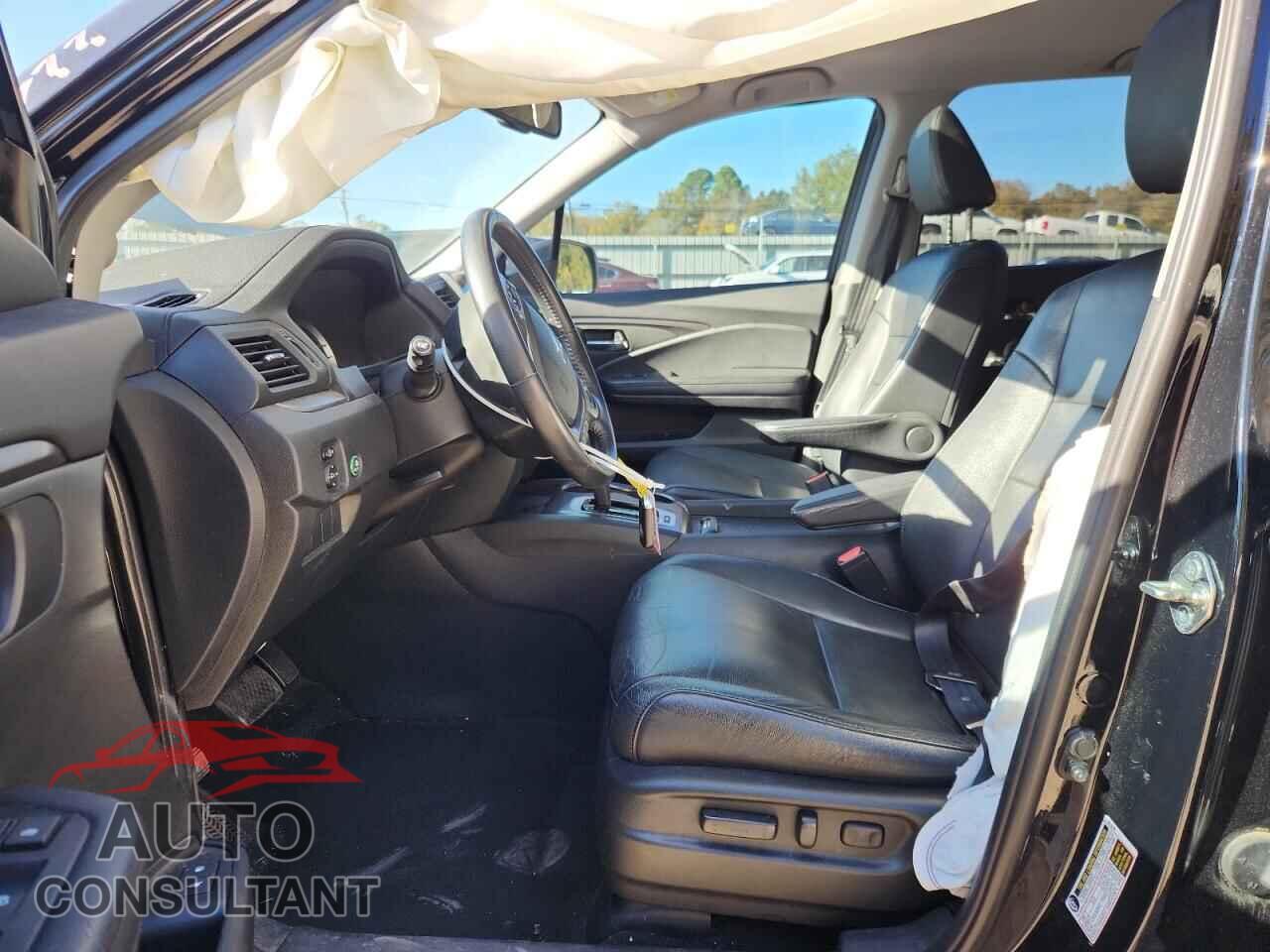 HONDA PILOT 2017 - 5FNYF5H58HB011629