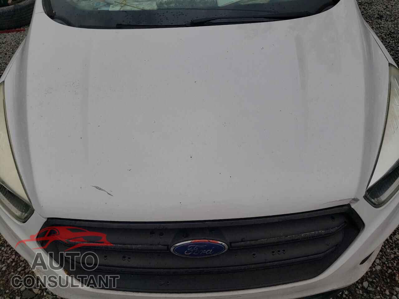 FORD ESCAPE 2017 - 1FMCU0F77HUC19382