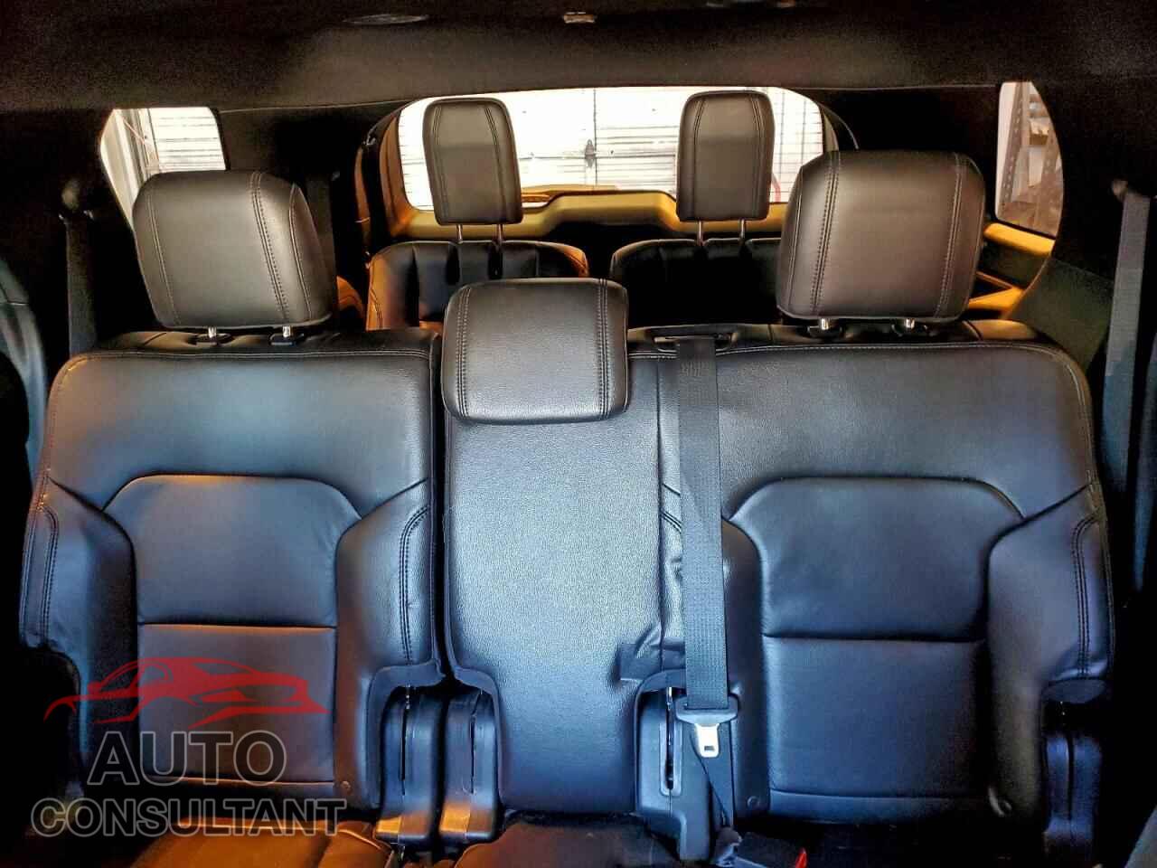 FORD EXPLORER 2018 - 1FM5K7D88JGB17242
