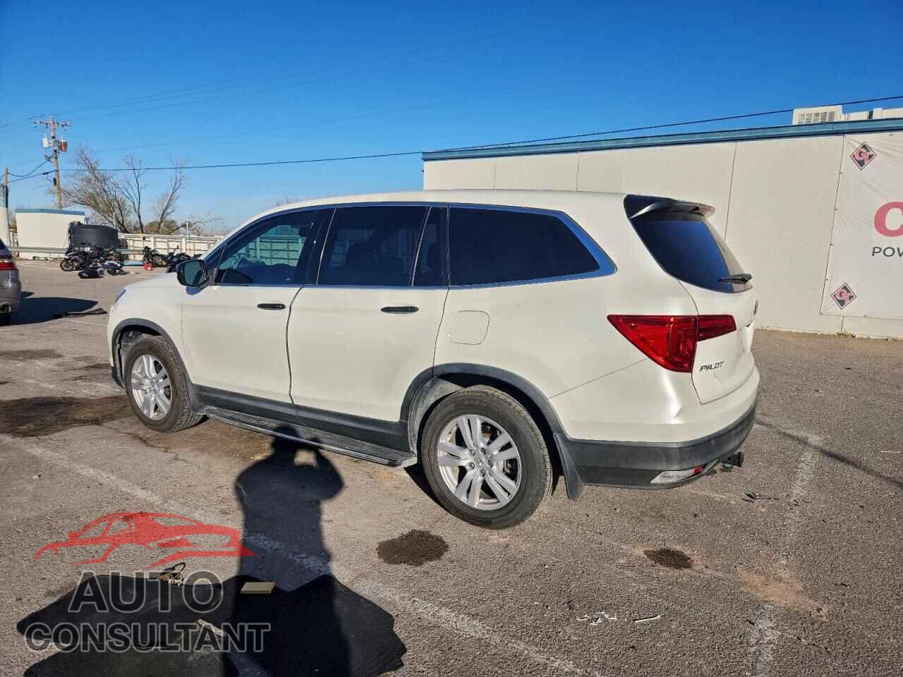 HONDA PILOT 2017 - 5FNYF5H12HB026124