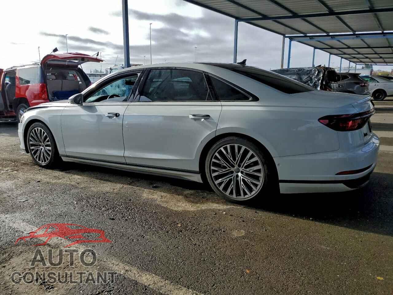 AUDI A8 2019 - WAU8DAF88KN006125