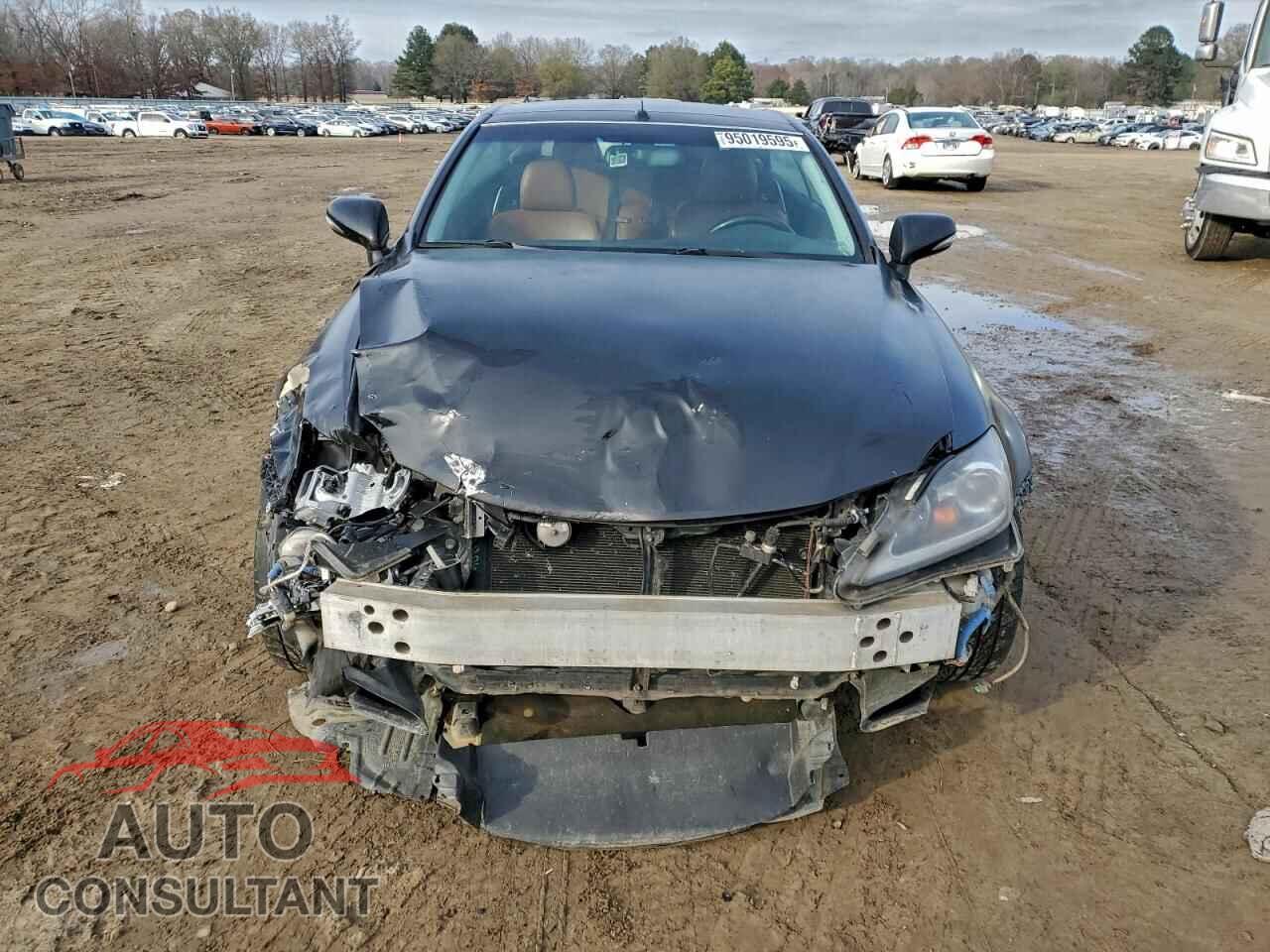 LEXUS IS 2011 - JTHFE2C20B2505840