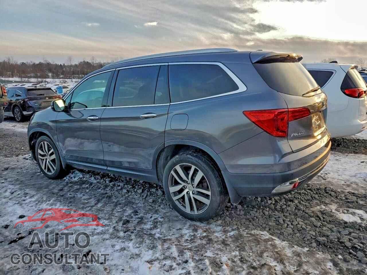 HONDA PILOT 2016 - 5FNYF6H92GB099861