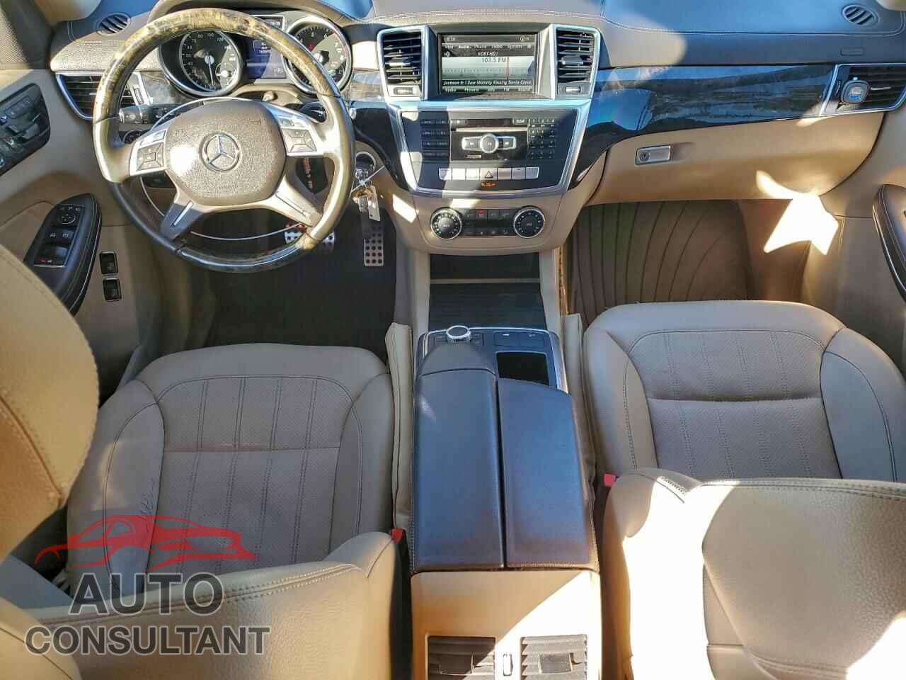 MERCEDES-BENZ GL-CLASS 2013 - 4JGDF7CE2DA131085