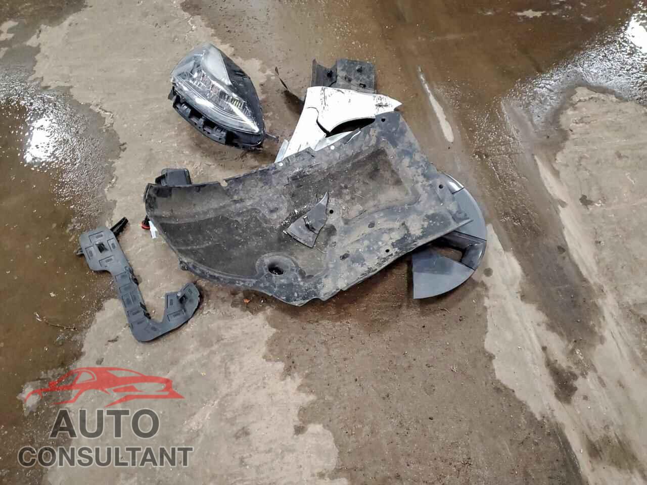 TESLA MODEL 3 2022 - 5YJ3E1EB3NF243549