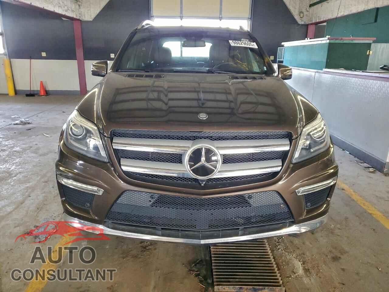 MERCEDES-BENZ GL-CLASS 2015 - 4JGDF7DEXFA502995