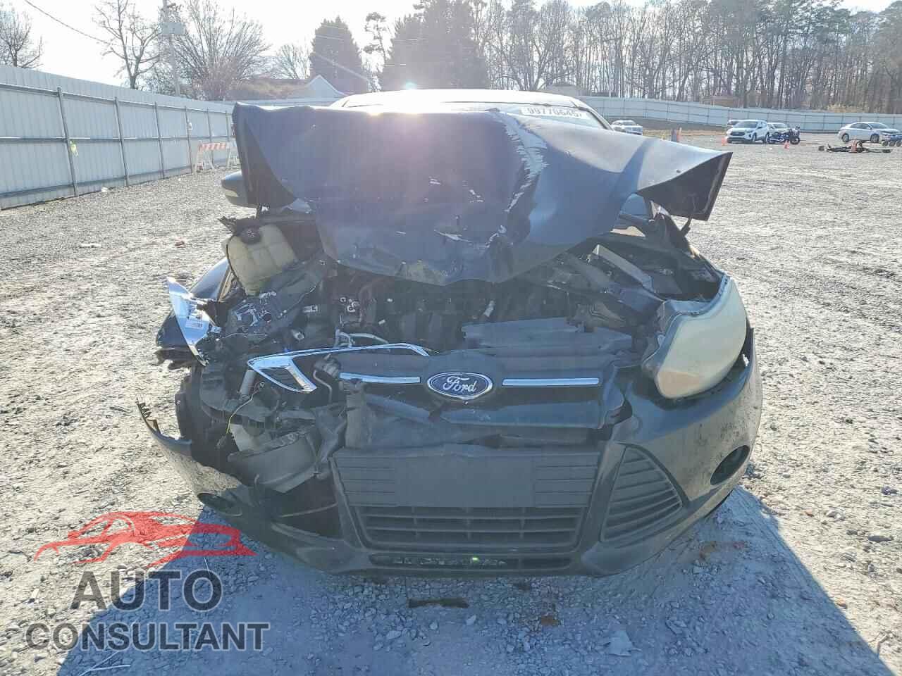 FORD FOCUS 2014 - 1FADP3F28EL425968