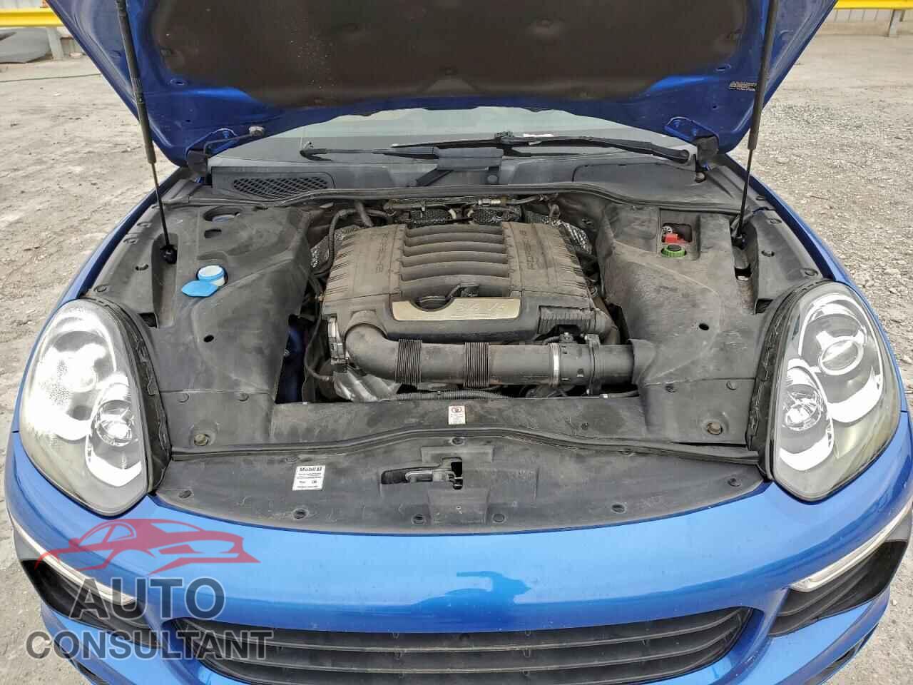 PORSCHE CAYENNE 2017 - WP1AA2A24HKA89826