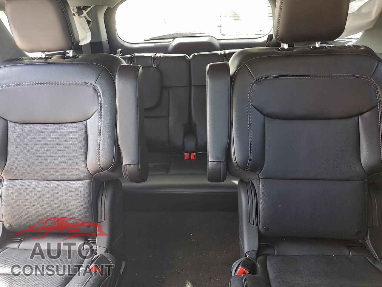 FORD EXPLORER 2022 - 1FMSK8FHXNGC18147