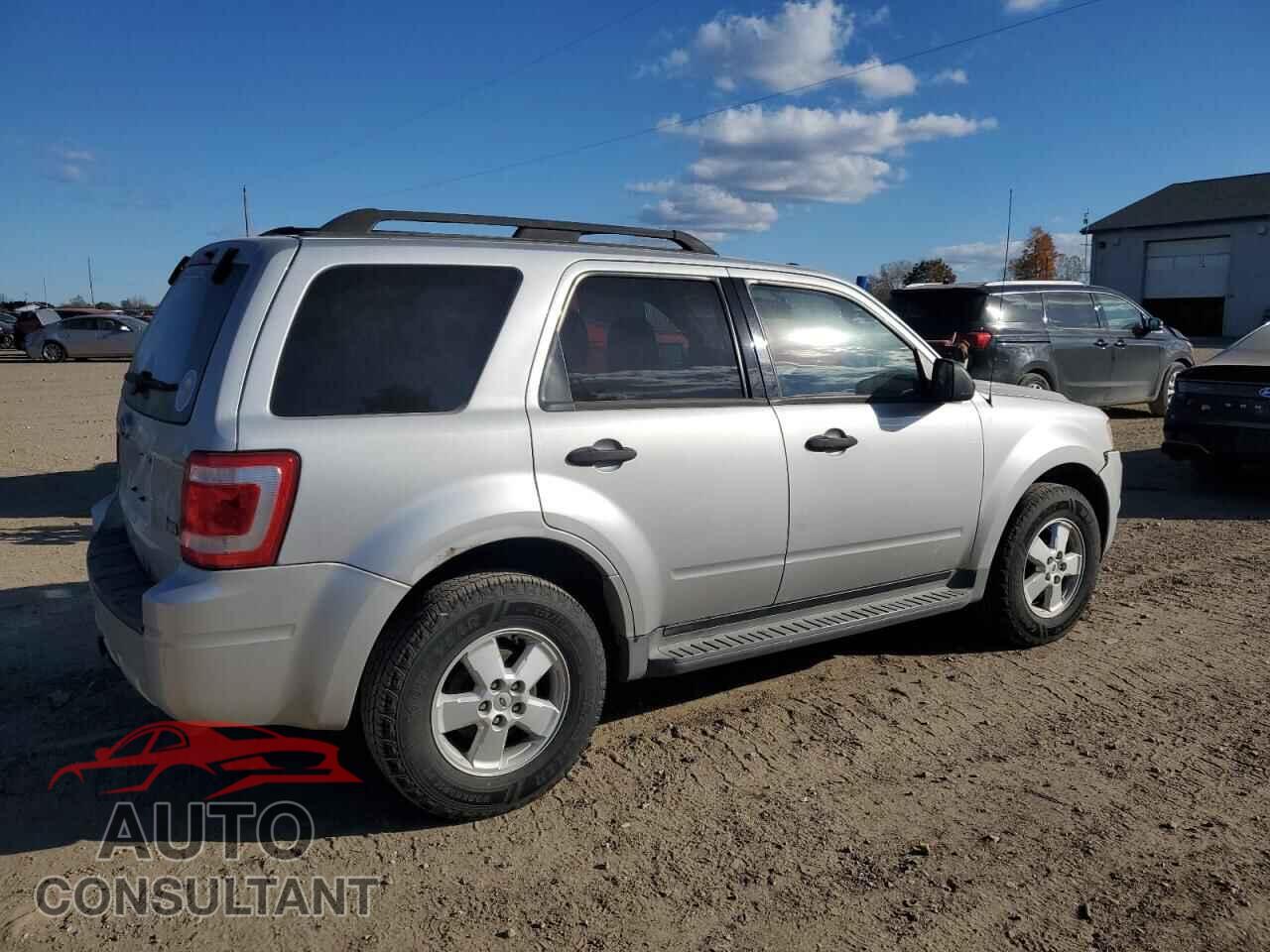 FORD ESCAPE 2010 - 1FMCU0DG1AKB64366