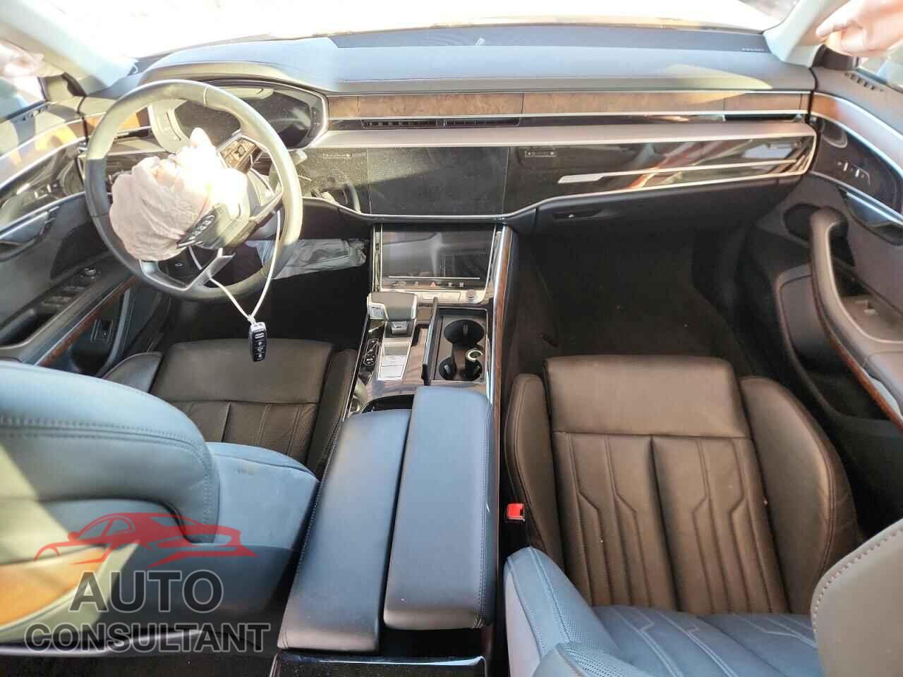 AUDI A8 2024 - WAULDAF88RN007828