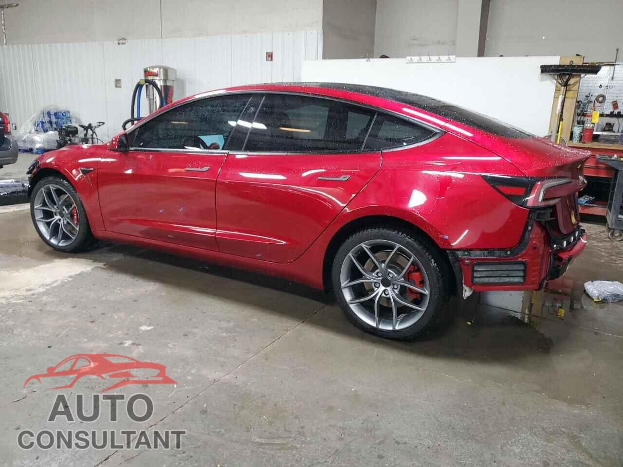 TESLA MODEL 3 2024 - 5YJ3E1EB6RF821083