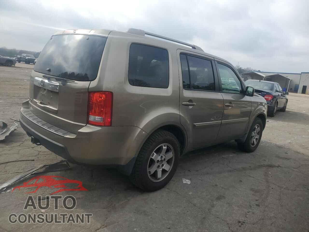 HONDA PILOT 2011 - 5FNYF3H4XBB030461