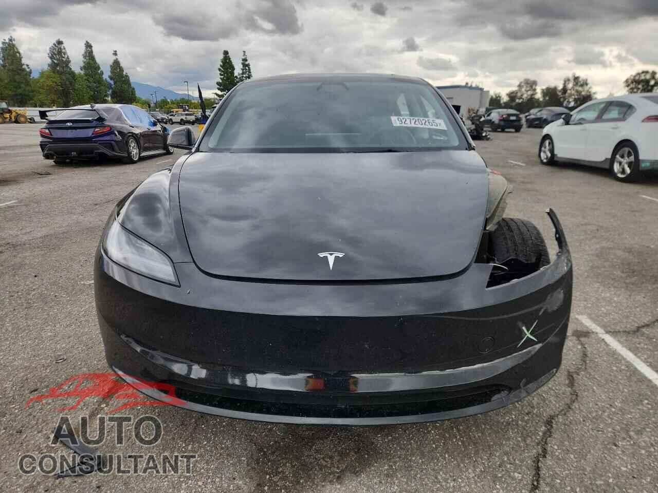 TESLA MODEL 3 2024 - 5YJ3E1EA7RF738527