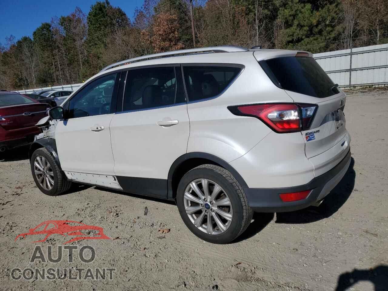 FORD ESCAPE 2017 - 1FMCU9JD2HUC44451