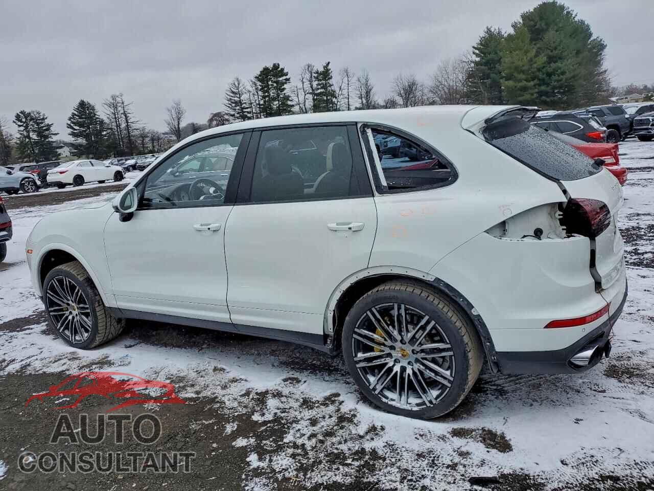 PORSCHE CAYENNE 2016 - WP1AC2A27GLA86602