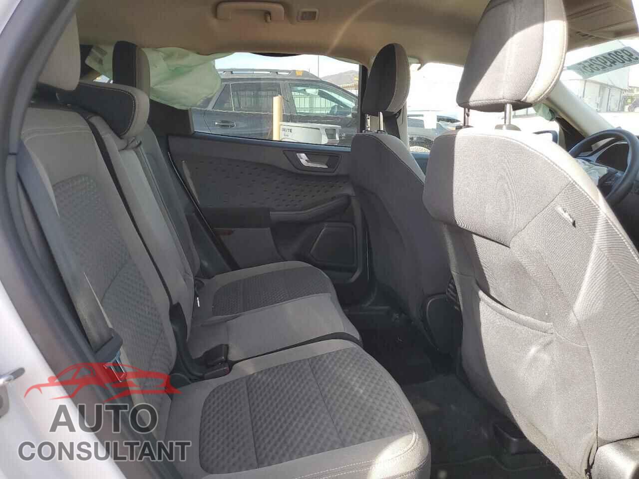 FORD ESCAPE 2020 - 1FMCU9G64LUA10877