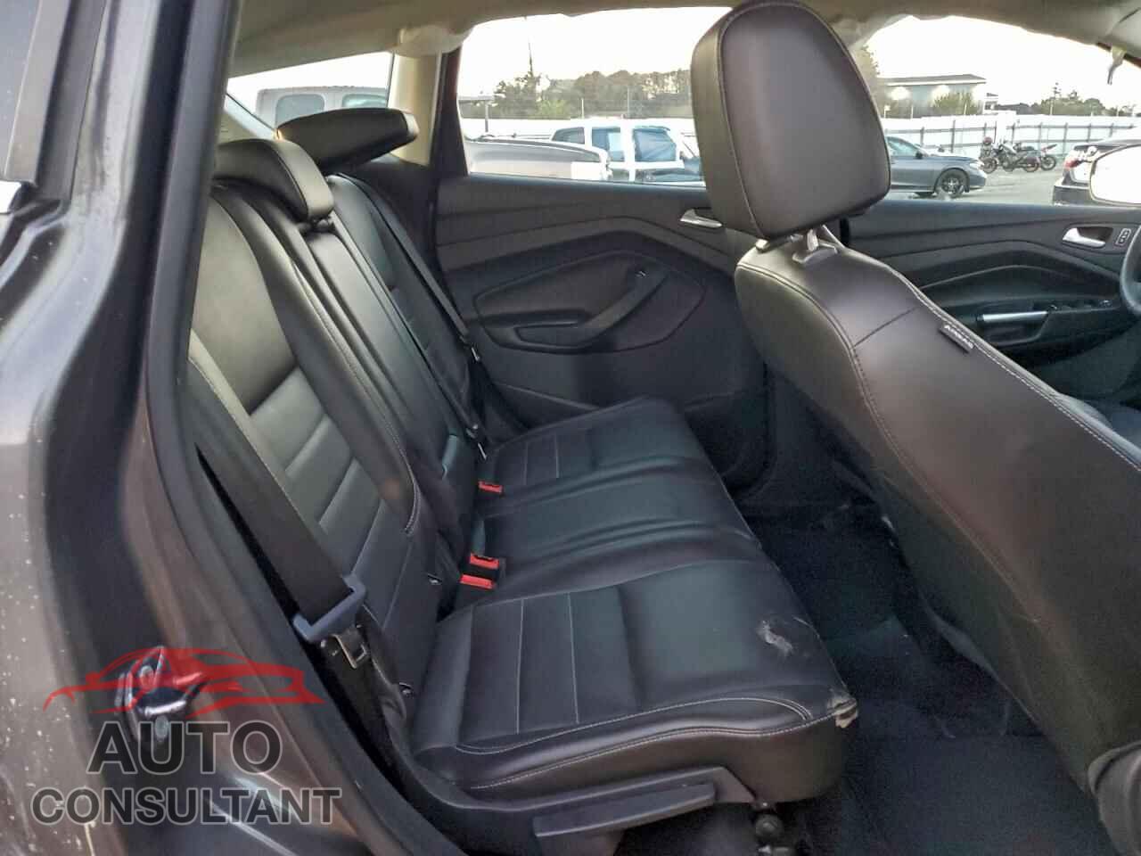 FORD CMAX 2013 - 1FADP5BU6DL503312