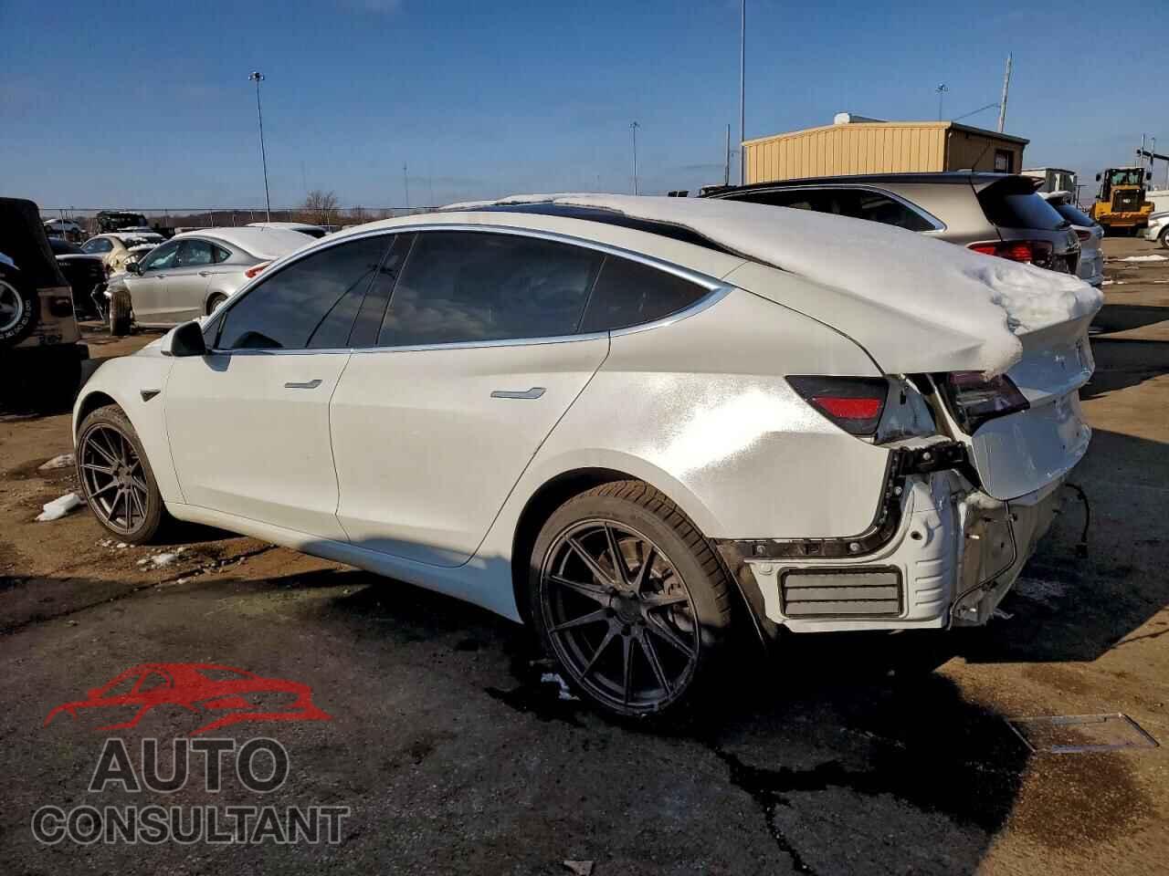 TESLA MODEL 3 2018 - 5YJ3E1EA3JF098675