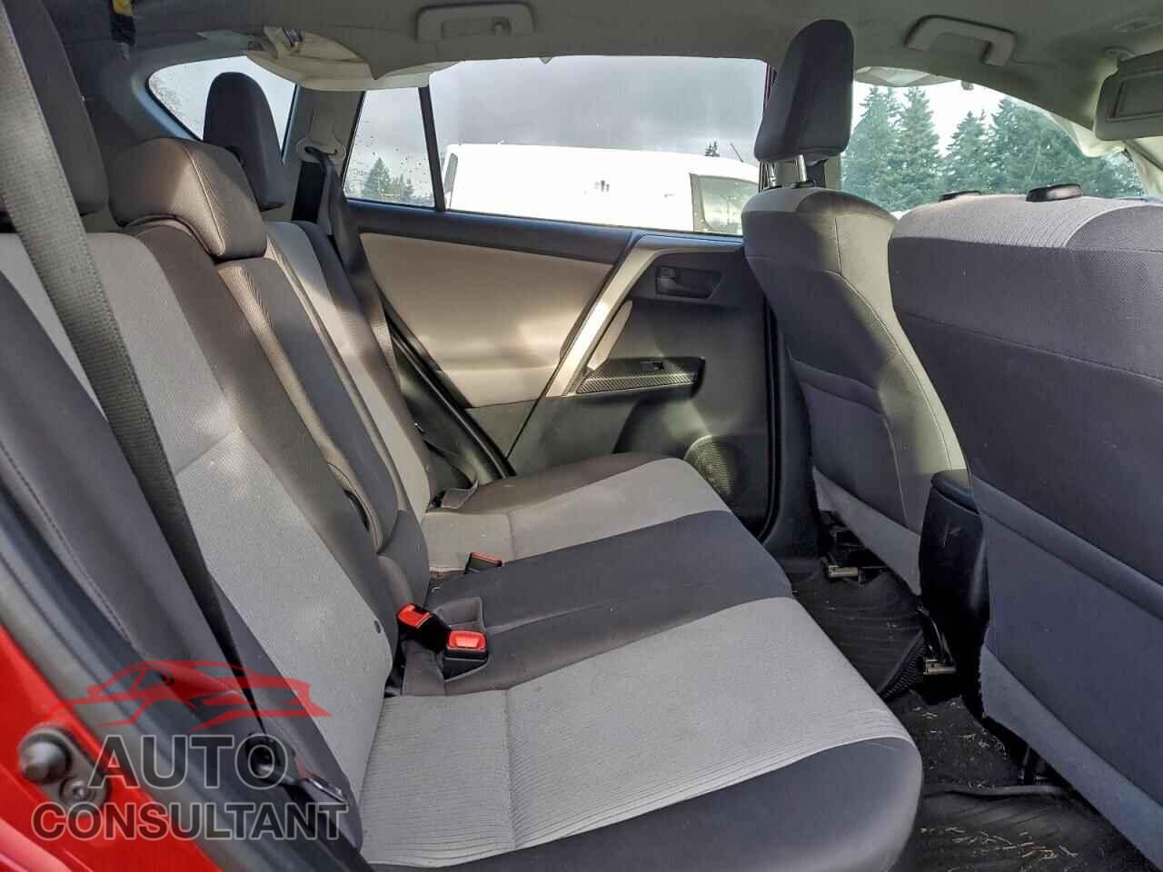 TOYOTA RAV4 2015 - 2T3BFREV1FW238024