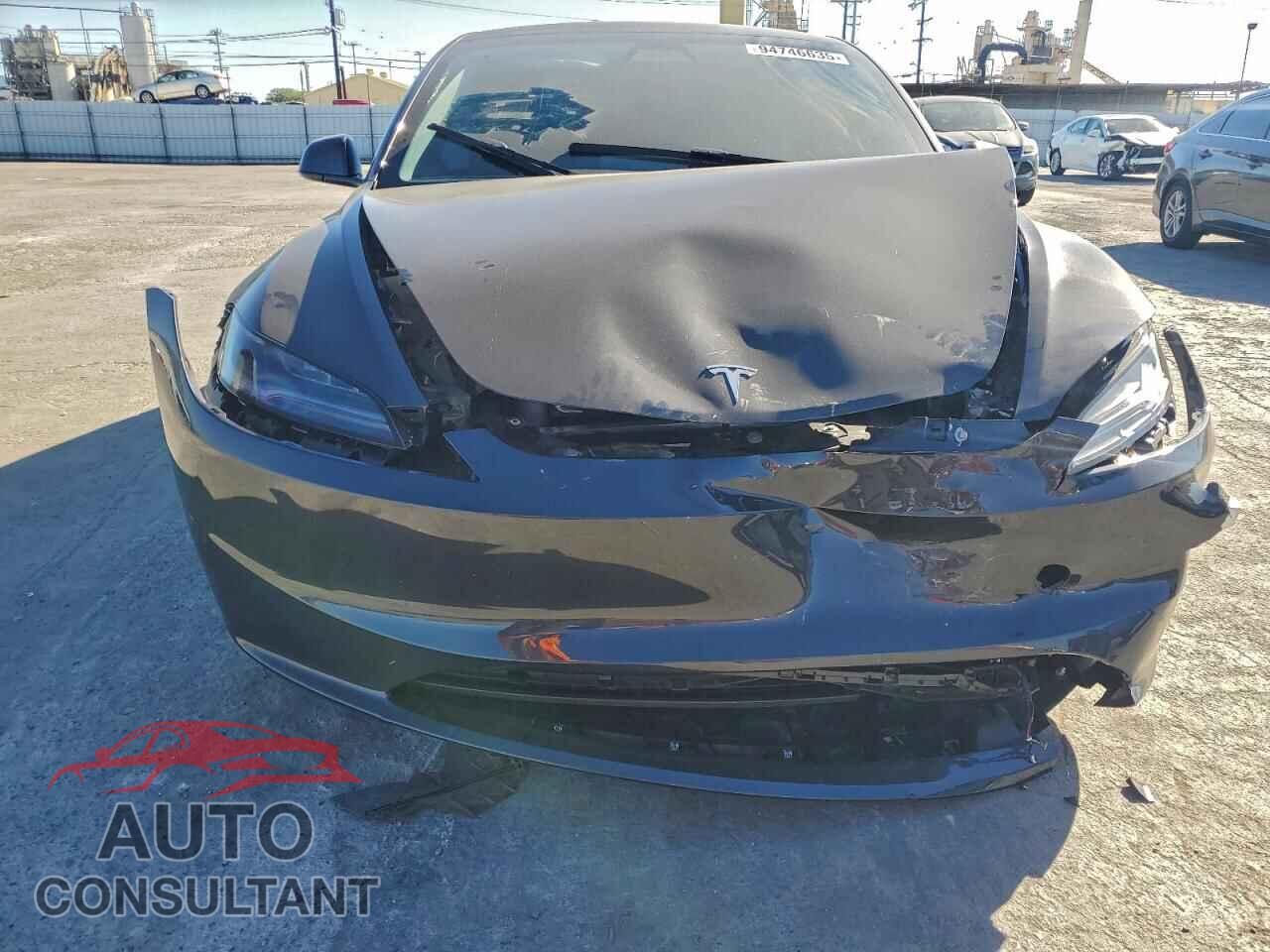 TESLA MODEL 3 2025 - 5YJ3E1EA2SF047444