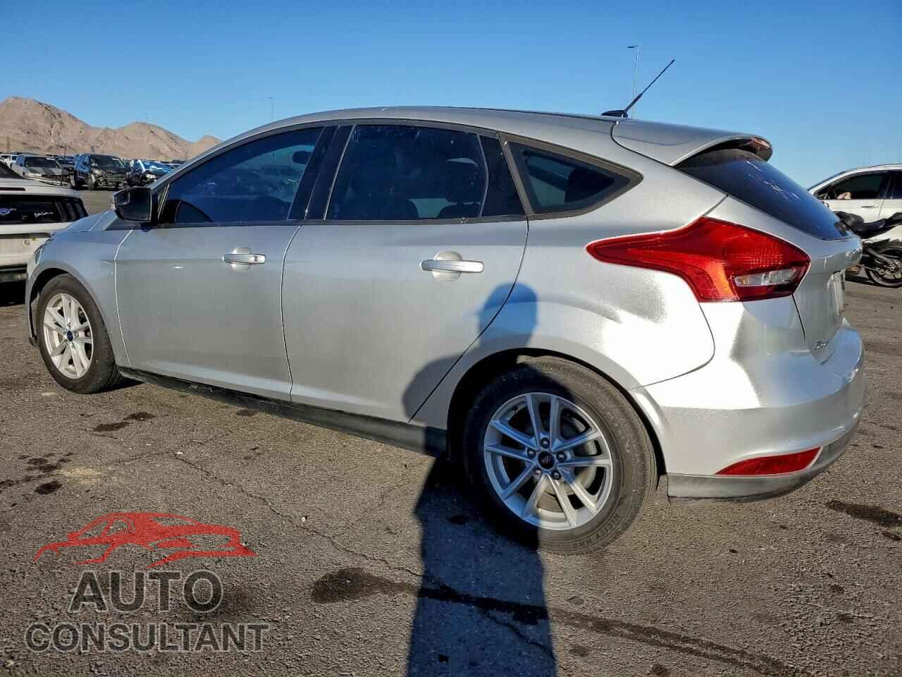 FORD FOCUS 2017 - 1FADP3K21HL271601