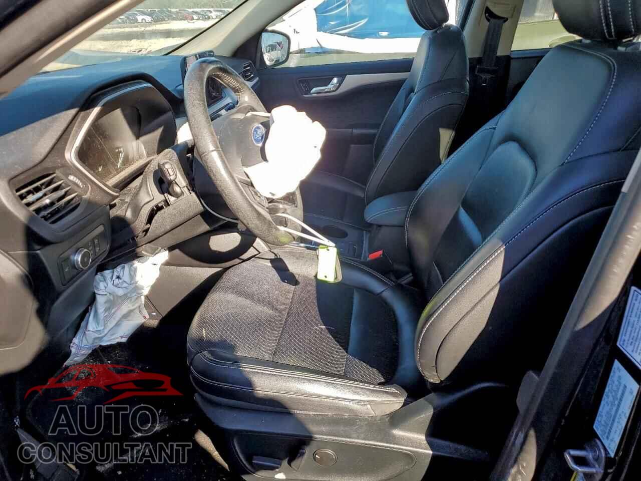 FORD ESCAPE 2020 - 1FMCU0H69LUA83852