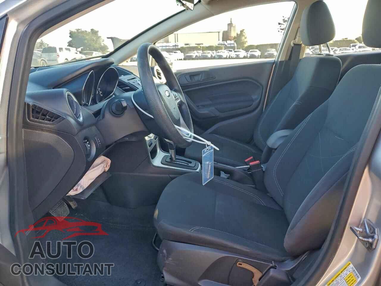 FORD FIESTA 2017 - 3FADP4EJ2HM104445