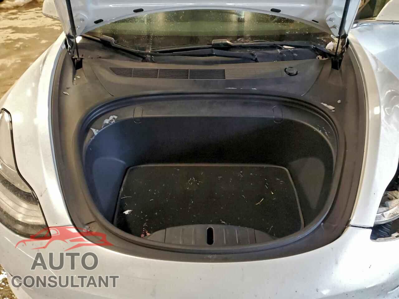 TESLA MODEL 3 2019 - 5YJ3E1EB6KF433342