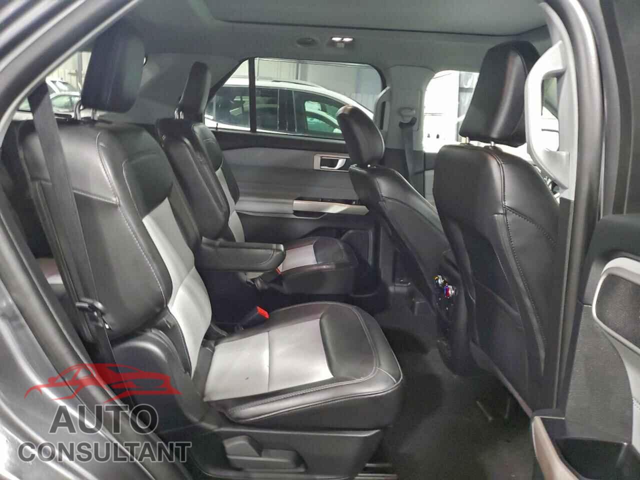 FORD EXPLORER 2023 - 1FMSK8DHXPGB01836