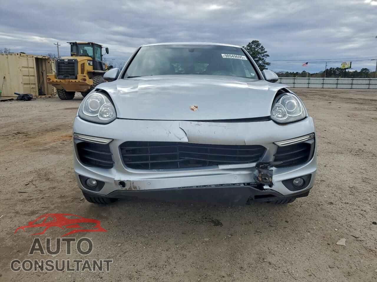 PORSCHE CAYENNE 2018 - WP1AA2A23JKA05680