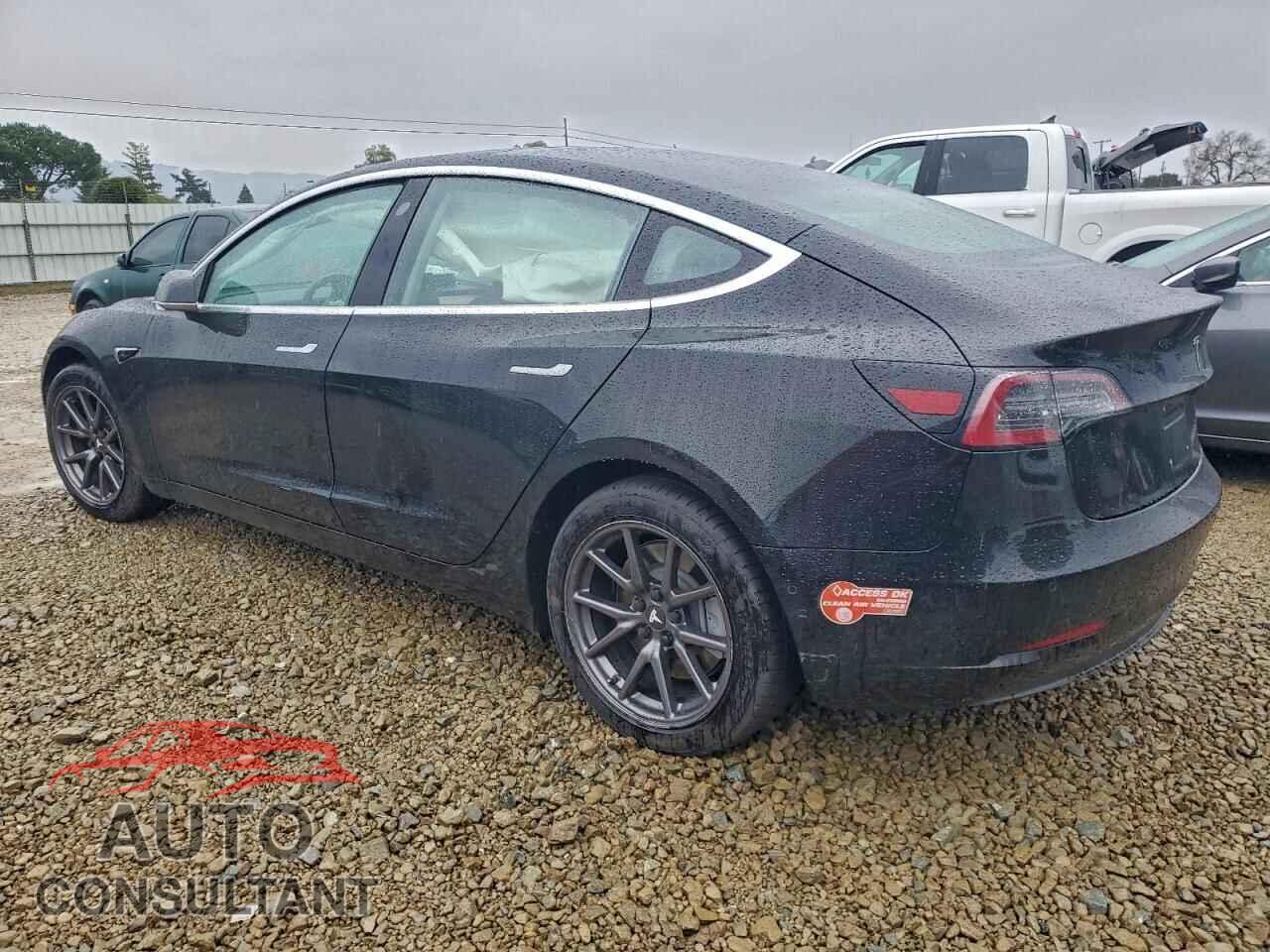 TESLA MODEL 3 2018 - 5YJ3E1EA4JF058282