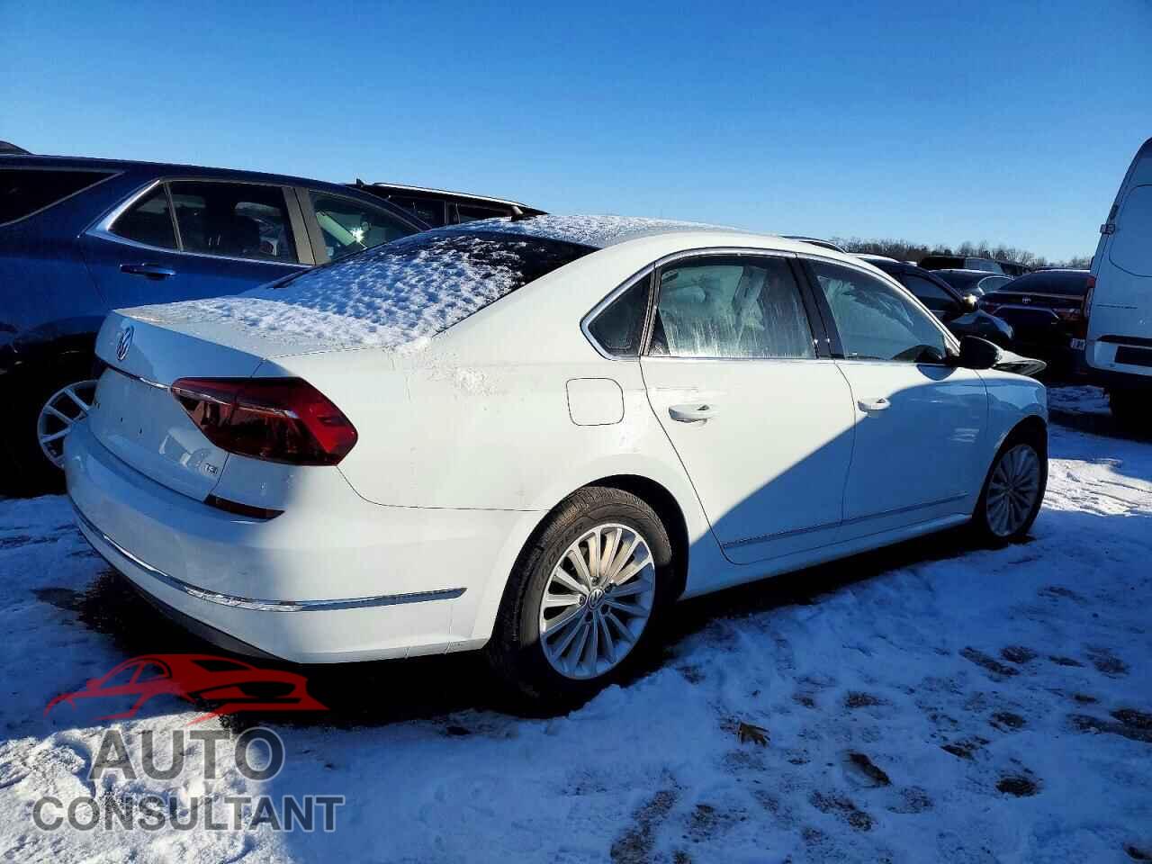 VOLKSWAGEN PASSAT 2017 - 1VWBT7A34HC032748