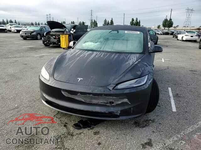 TESLA MODEL 3 2024 - 5YJ3E1EA5RF745895