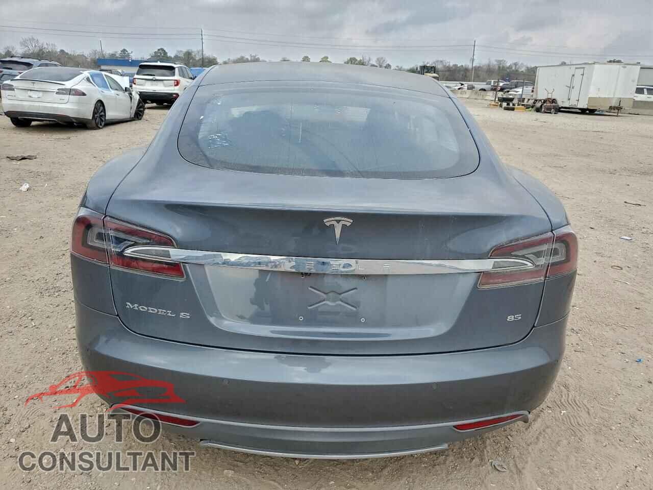 TESLA MODEL S 2013 - 5YJSA1CN5DFP30142
