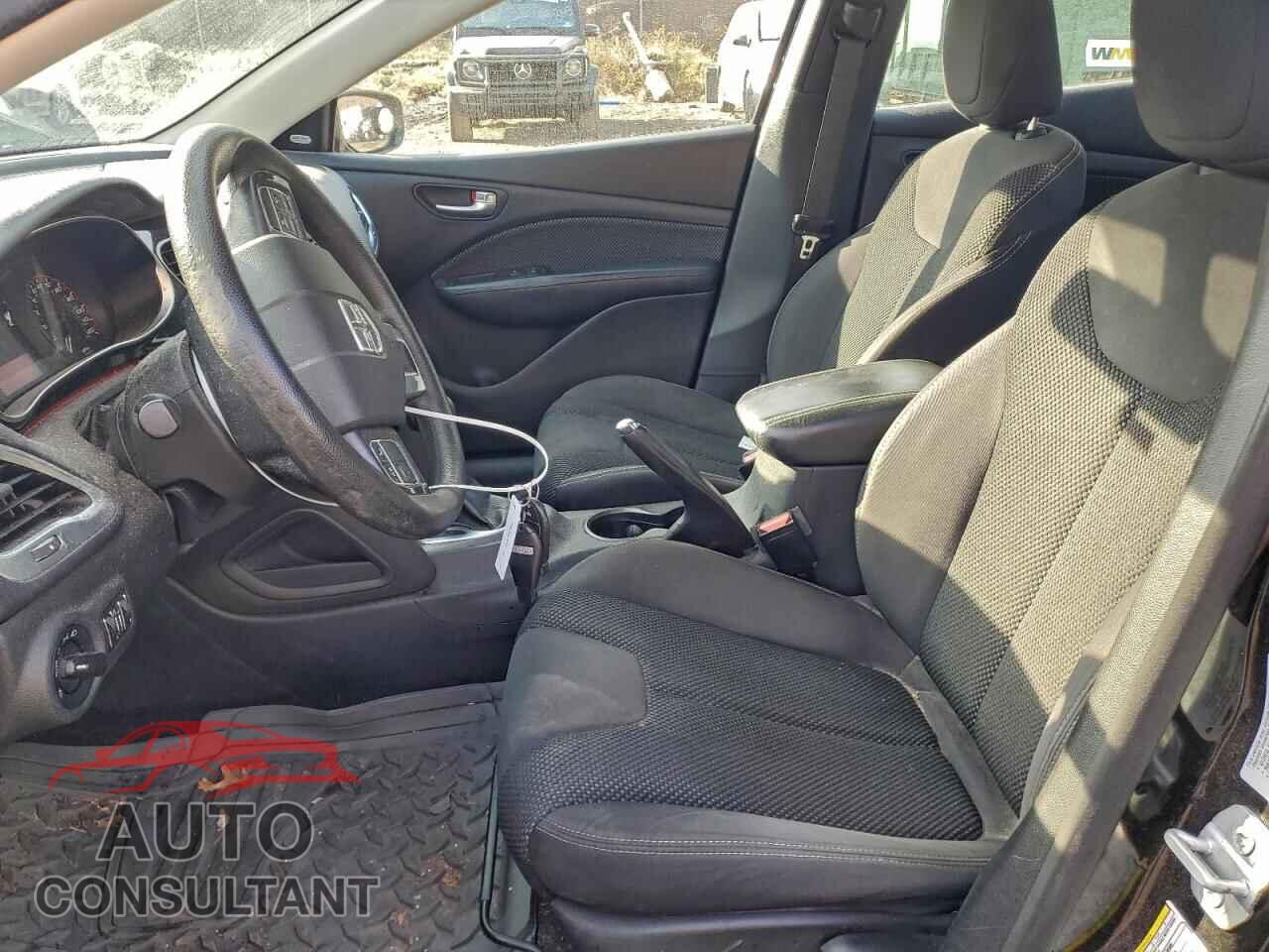 DODGE DART 2015 - 1C3CDFBB0FD142437