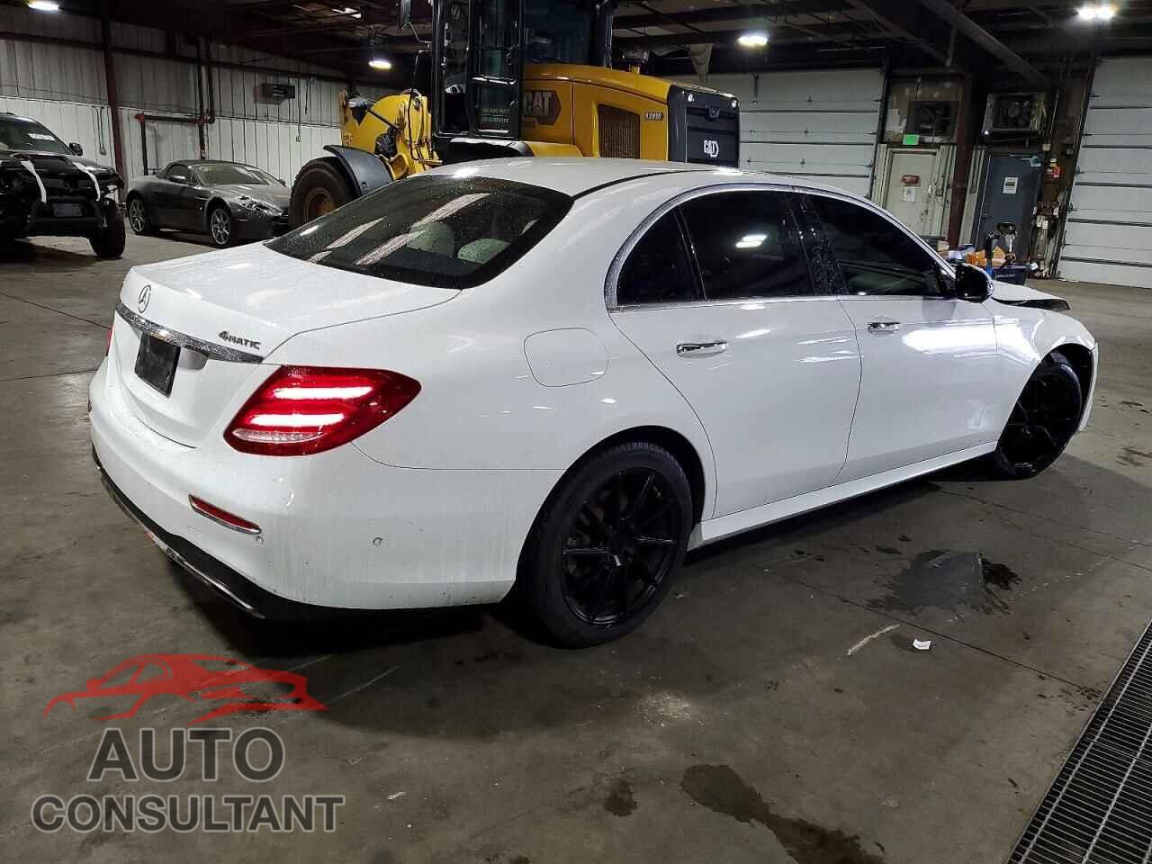 MERCEDES-BENZ E-CLASS 2018 - WDDZF4KB3JA311340