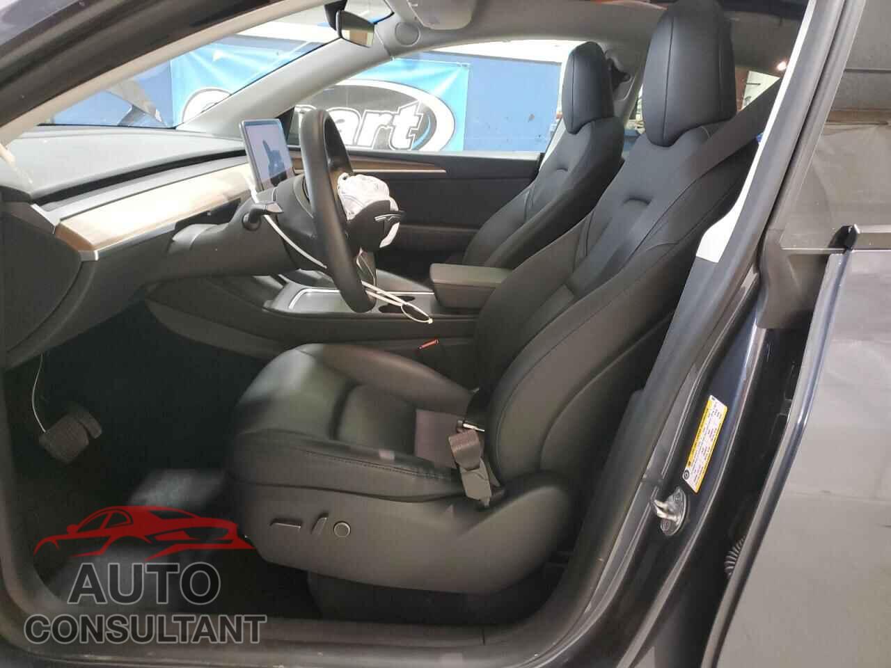 TESLA MODEL Y 2023 - 7SAYGDEE5PF768081