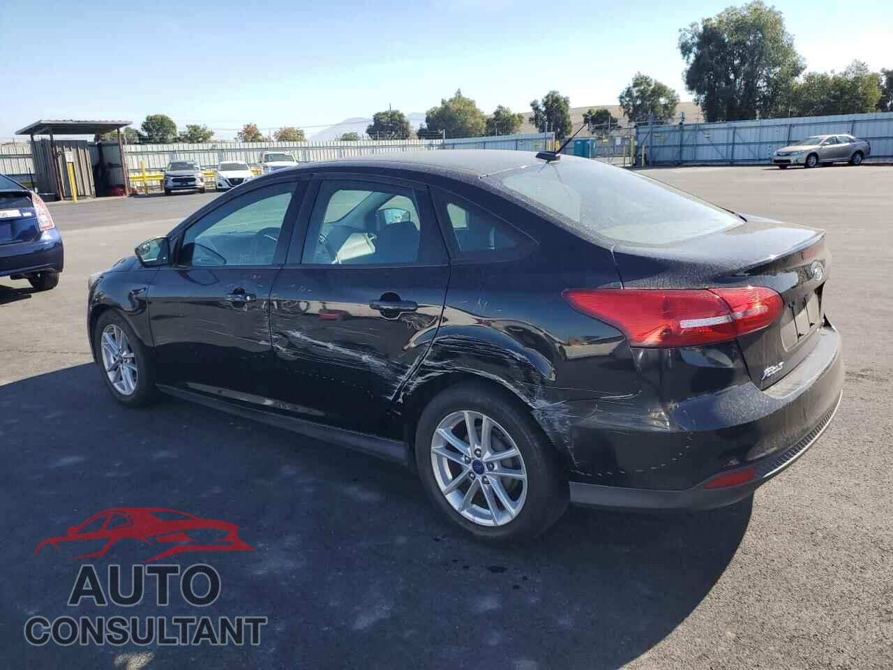 FORD FOCUS 2016 - 1FADP3F22GL365169