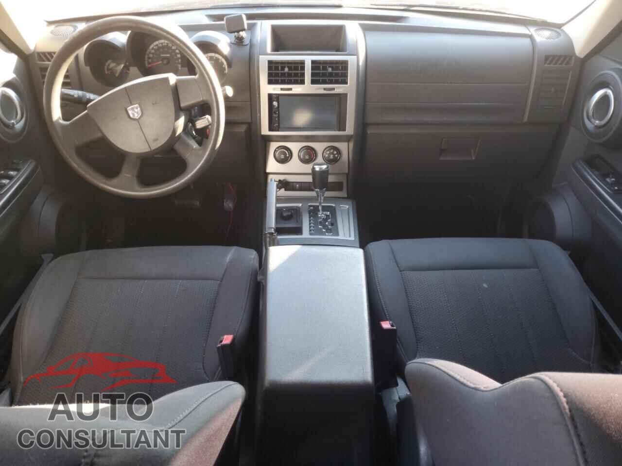 DODGE NITRO 2011 - 1D4PU4GK2BW517546