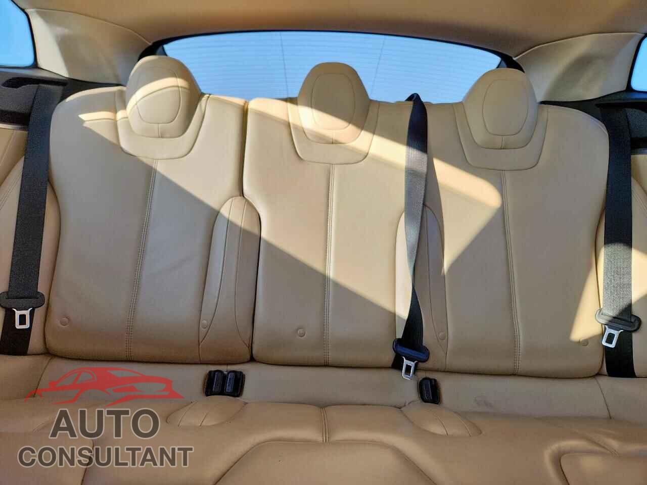 TESLA MODEL S 2013 - 5YJSA1CN8DFP27395