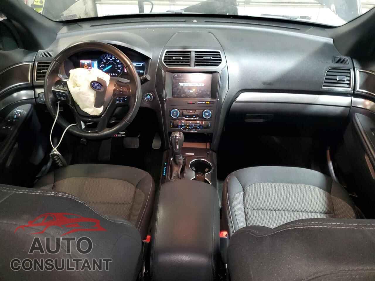 FORD EXPLORER 2018 - 1FM5K8D8XJGB53570