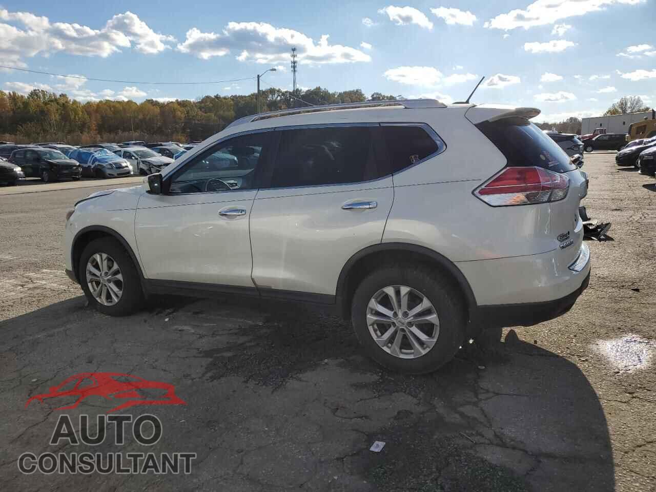 NISSAN ROGUE 2015 - KNMAT2MT2FP540610