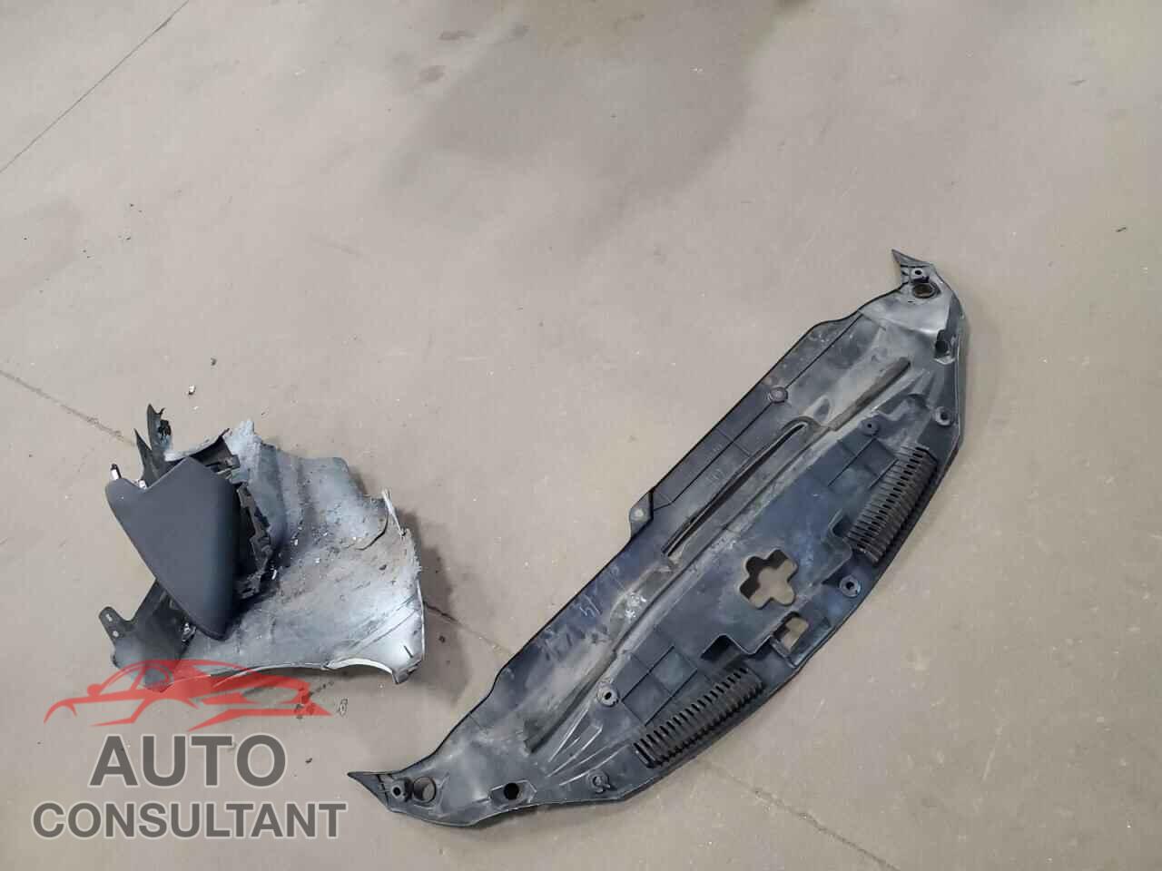 LEXUS IS 2014 - JTHCF1D2XE5005888