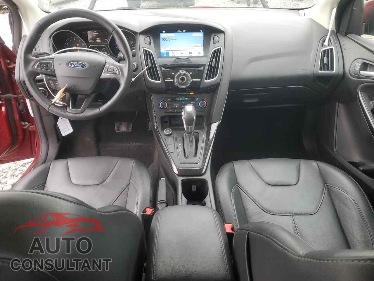 FORD FOCUS 2017 - 1FADP3J20HL204215