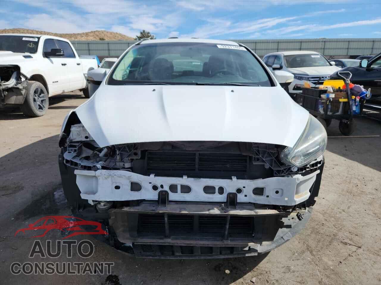 FORD FOCUS 2016 - 1FADP3F25GL256060