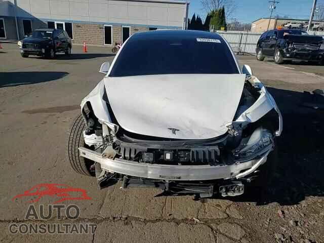 TESLA MODEL 3 2019 - 5YJ3E1EB9KF213595